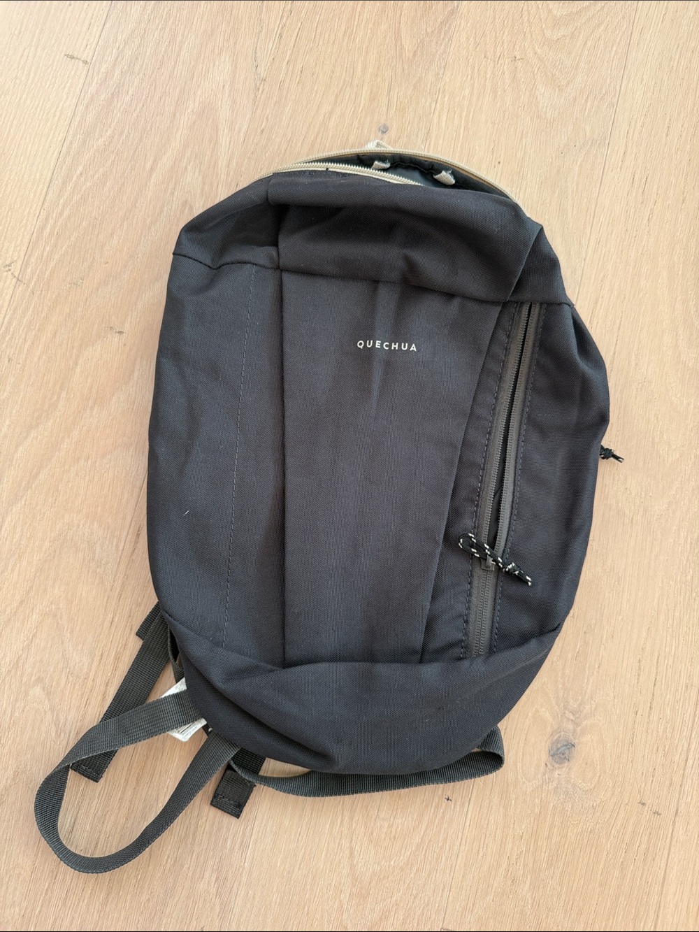 Quechua Black Compact Urban Backpack